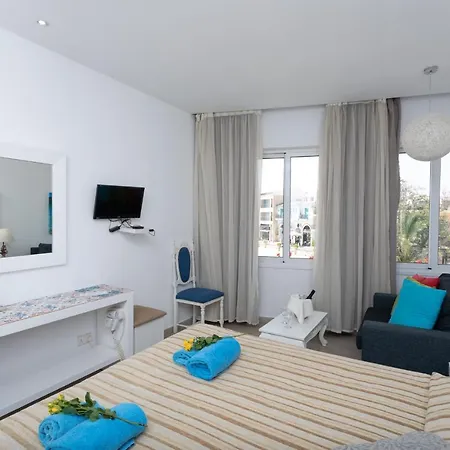 Opera Hotell Larnaca