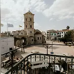أوبرا لارنكا