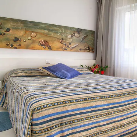 Hotel Opera Larnaca