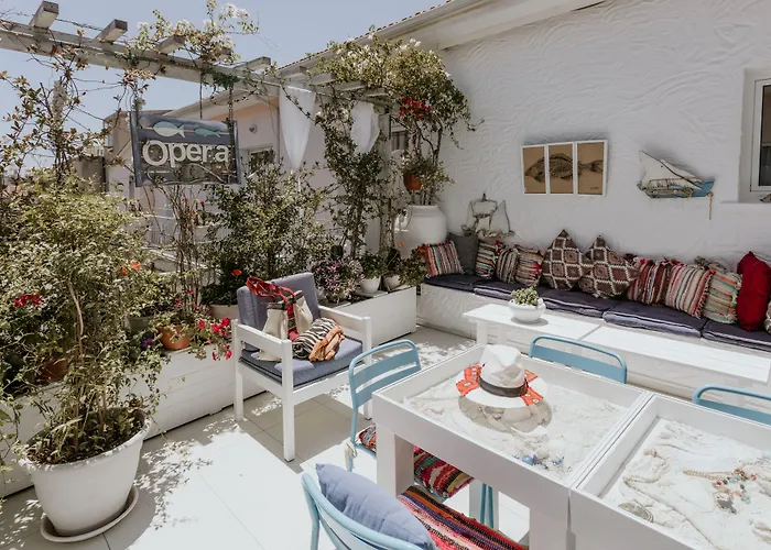 奥普拉酒店 酒店 *