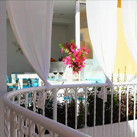 オペラ ラルナカ